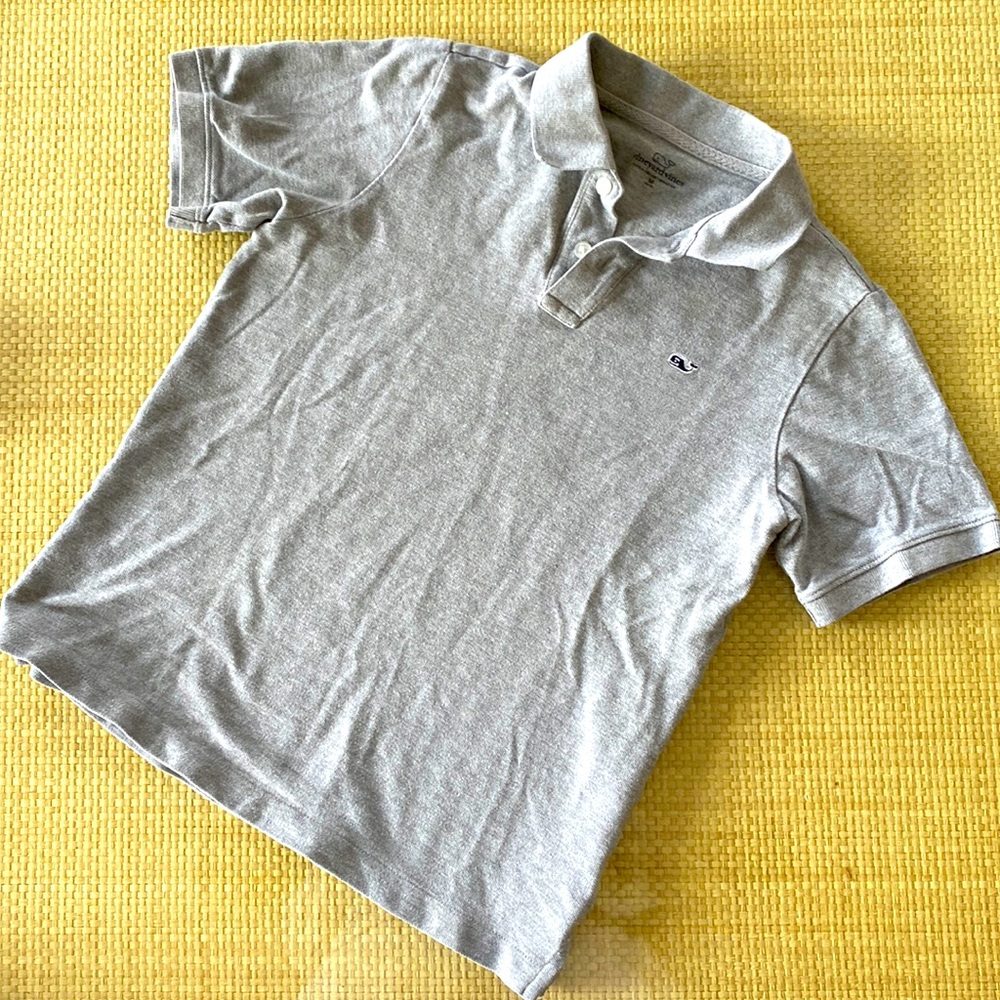 Boys Vineyard Vines Polo Size Medium (12-14)
